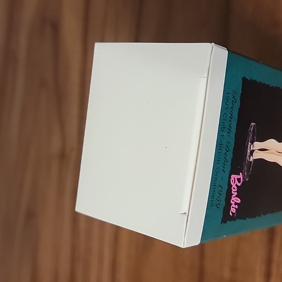 Brunette Debut - 1959 Barbie Ornament 1995 - Picture 11 of 13